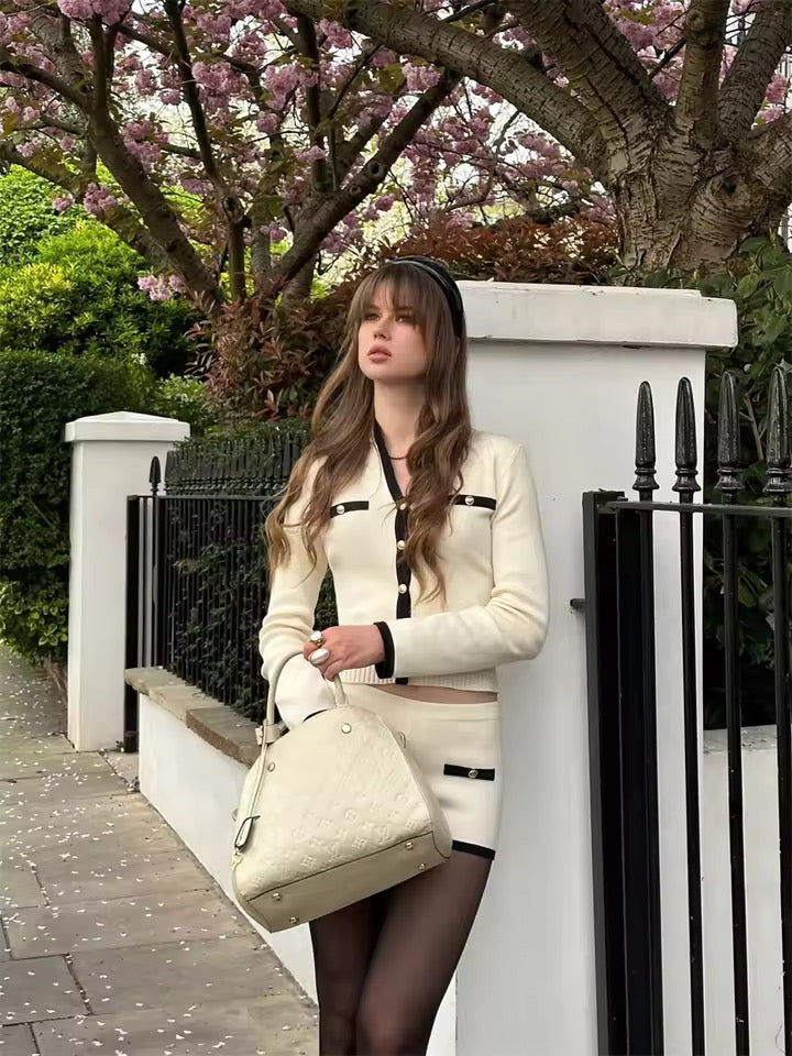 Scarlet Season Winter Set