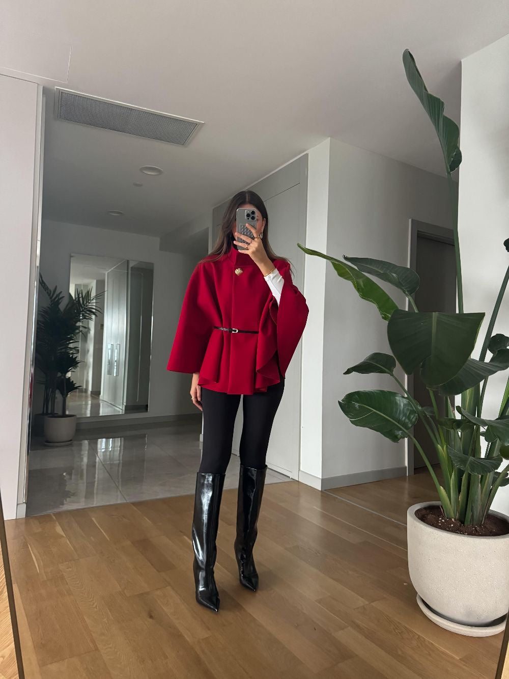 Élise Black Belted Cape