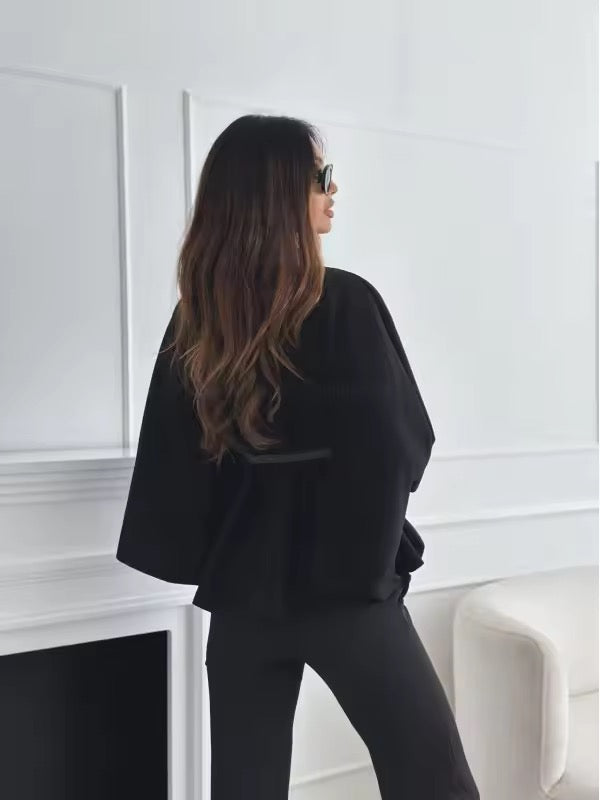 Élise Black Belted Cape