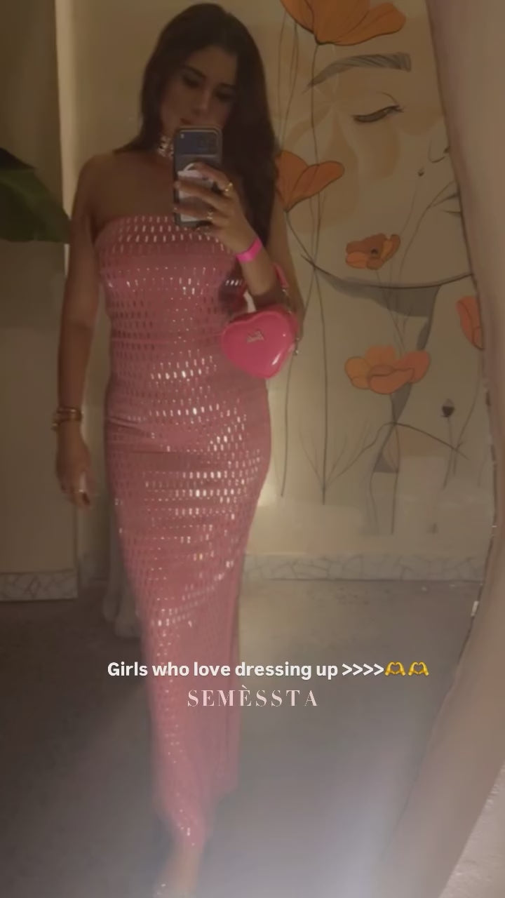 Rouge Éclat Dress