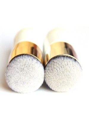 Gold Foundation Brush