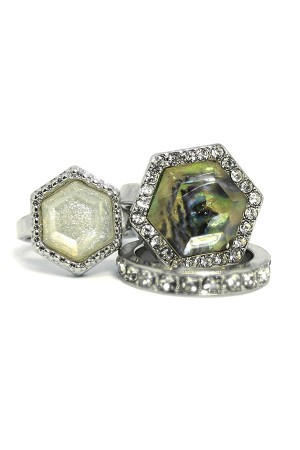 Zelena Geometric Rings